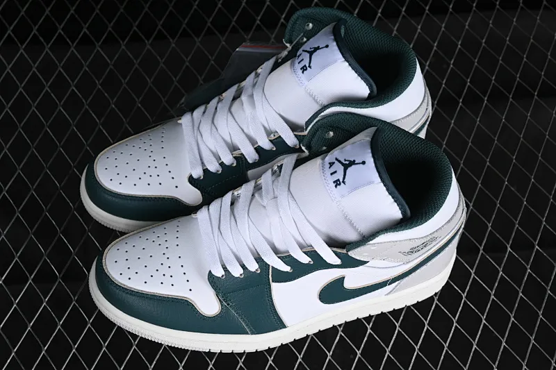 All Categories Air Jordan Jordan Series Basketball Shoes Air Jordan 1 Mid Air Jordan 1 Mid "Oxidized Green" AJ1 Joe 1 Oxidized Green Zhongbang Basketball Shoes FQ7720-103